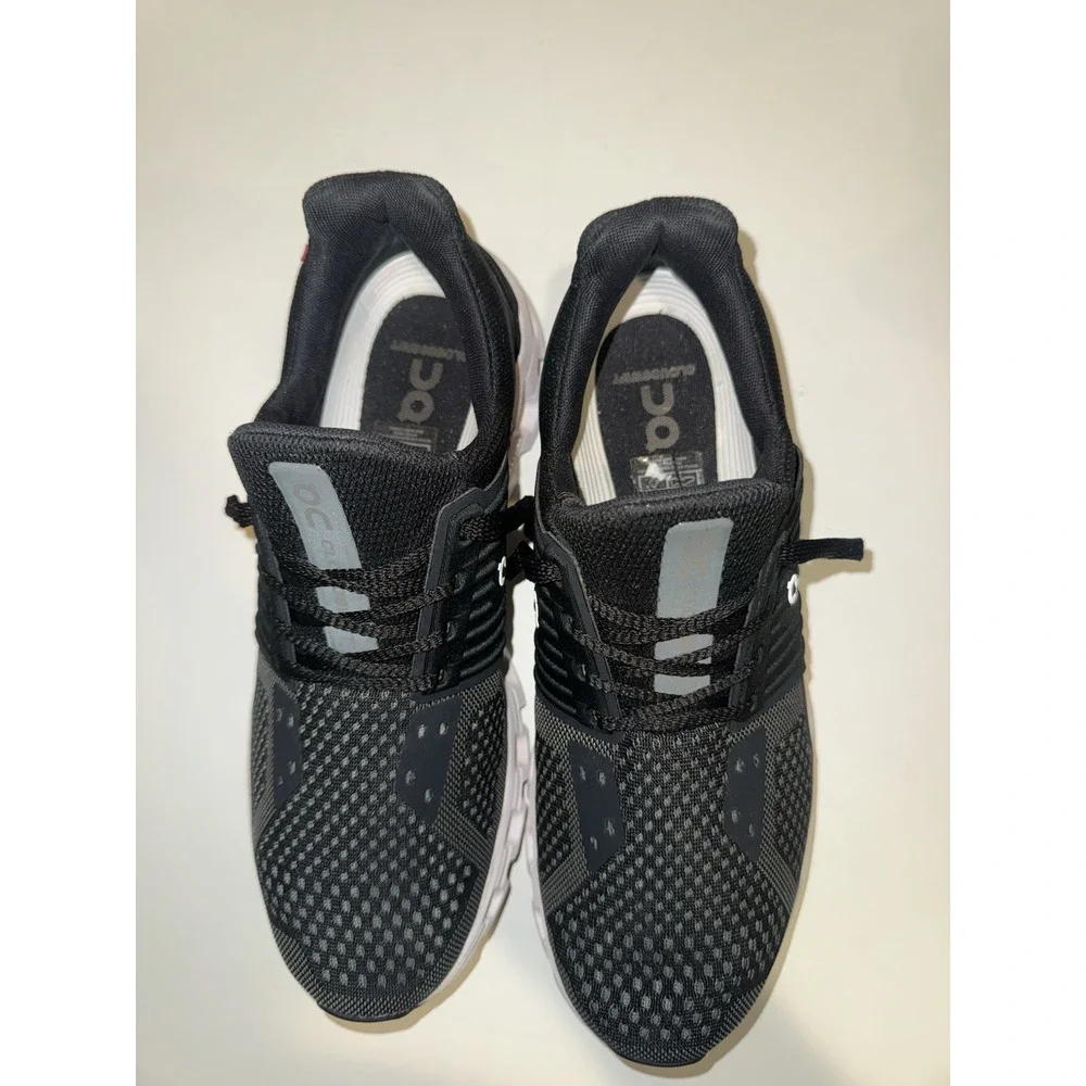 On Running Cloudswift sneakers size 10